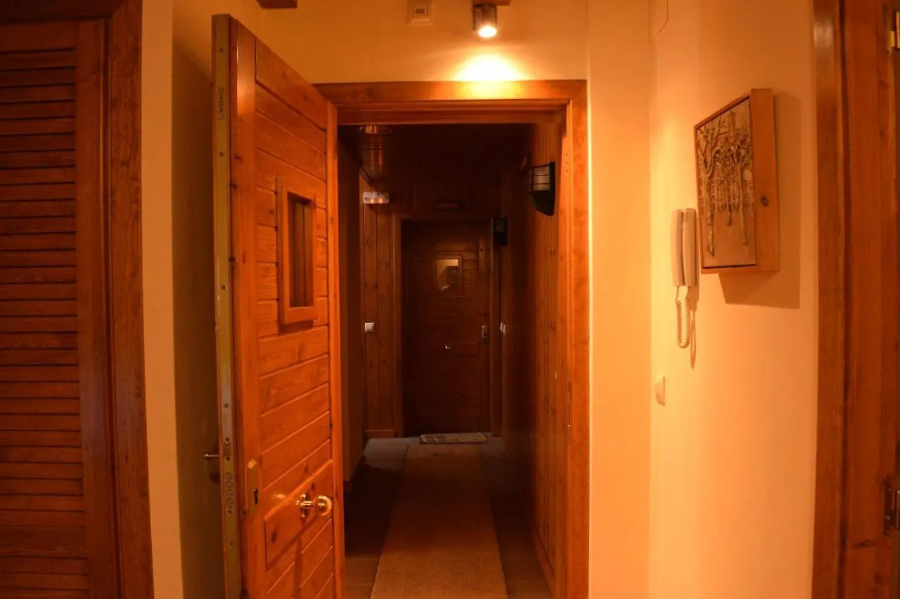Apartamento Forcanada con Wifi Les Bordes 0*,